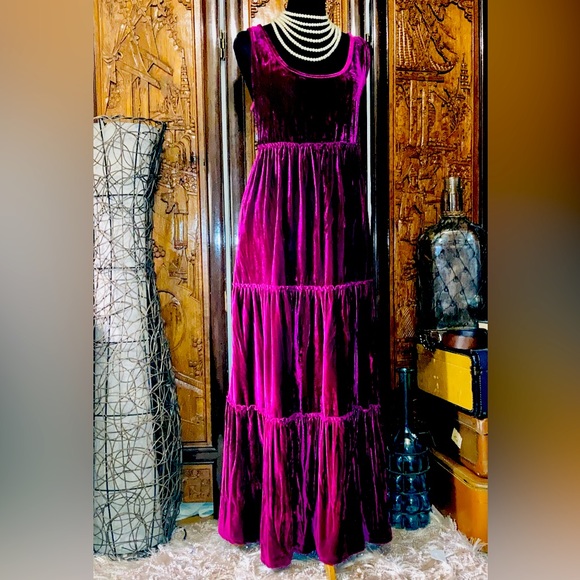 natural life eautiful red wine color velvet sleeveless maxi dress - Picture 2 of 8